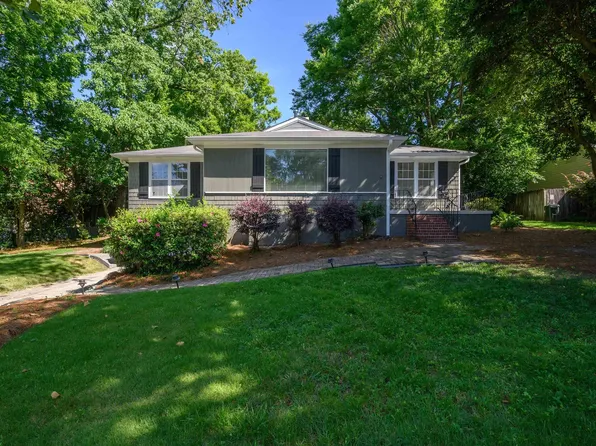 2012 Chestnut Rd, Vestavia Hills, AL 35216