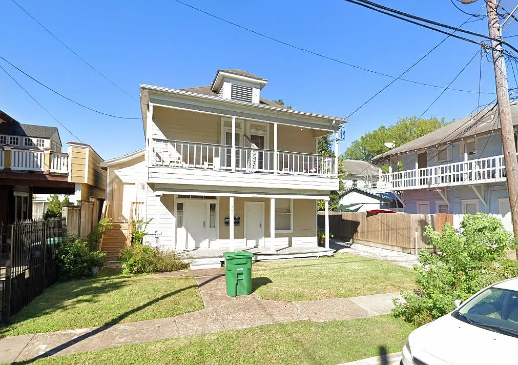 304 Welch St — Photo 1