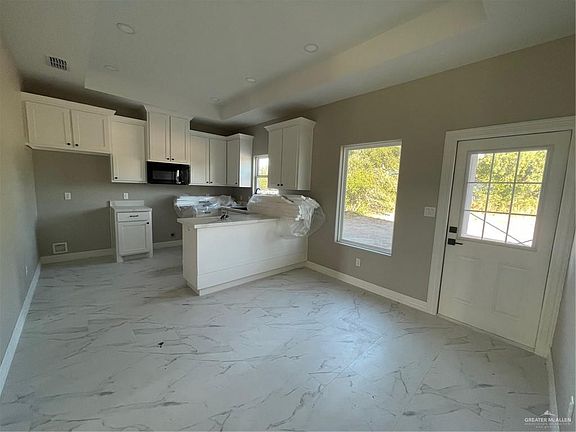 3rd image of 10900 Sugar Bear Dr
