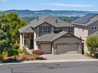 8833 SE Bristol Park Dr, Happy Valley, OR 97086