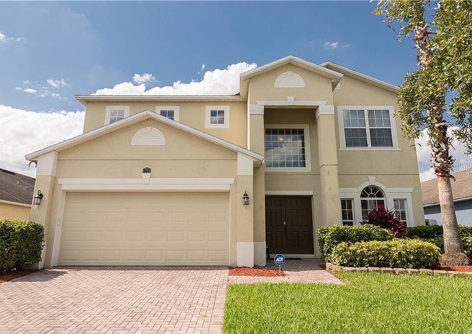 1st image of 1755 Plantation Oak Dr