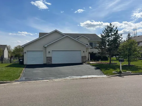 533 Dogwood St NE, Lonsdale, MN 55046