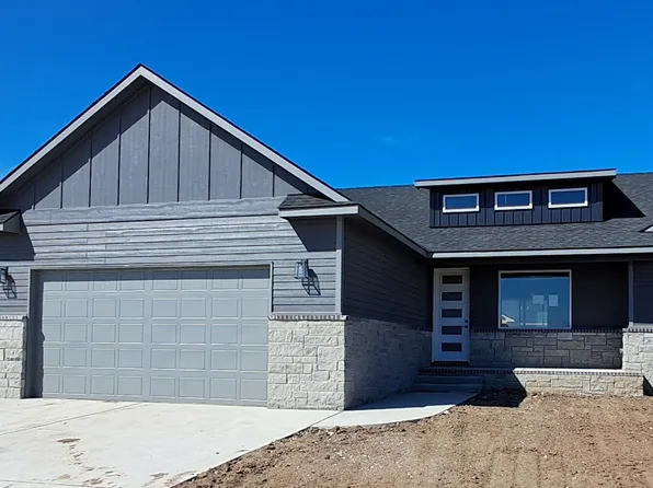 3409 S Linden Ct, Wichita, KS 67210
