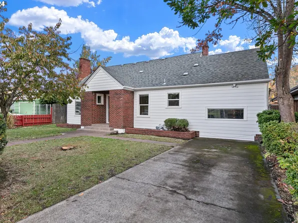2557 Hilyard St, Eugene, OR 97405