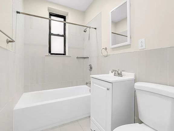 5th image of 26 W 131st St APT 4A