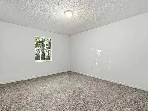 910 Whisperwood Ln S — Photo 31