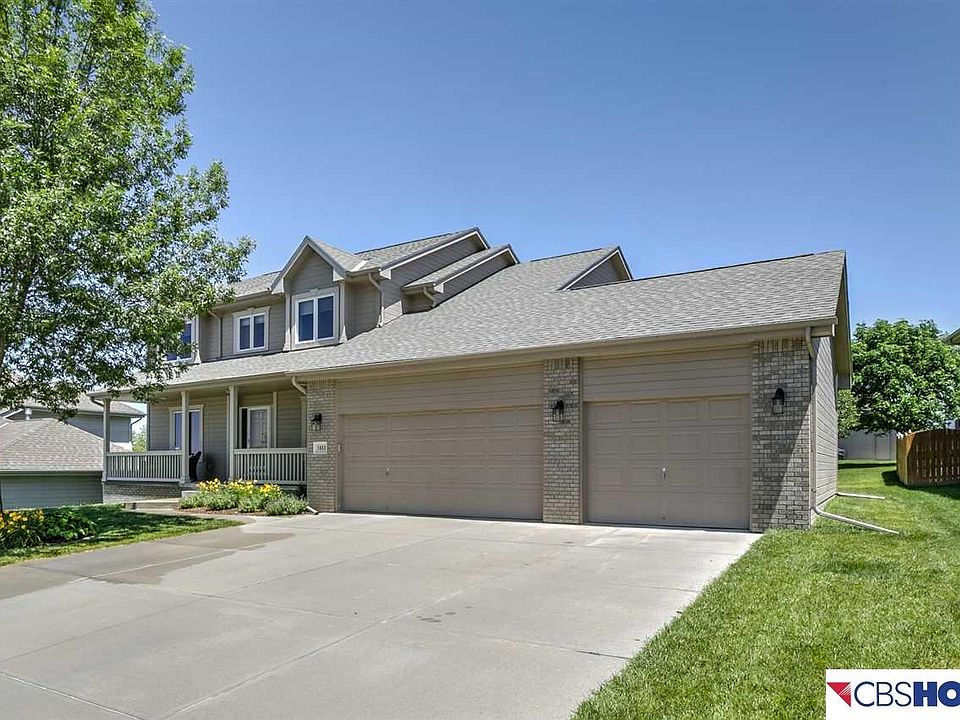 1st image of 3811 N 161st Ave