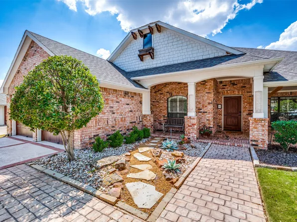 209 Lakefront Ct, McKinney, TX 75071