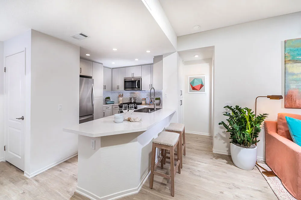 Newport Ridge Apartment Homes — Photo 3