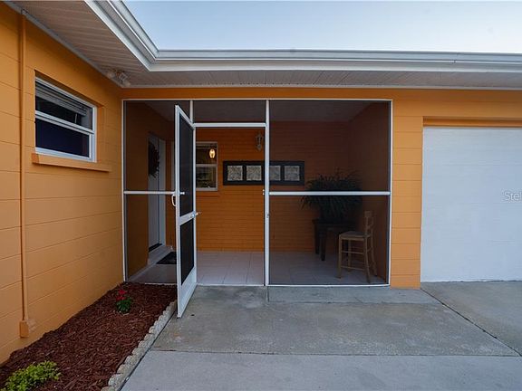 5th image of 5340 Woodvale Dr