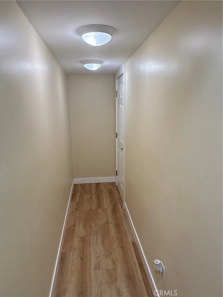 3 bed, 1118 sqft, $3,400 — Photo 4