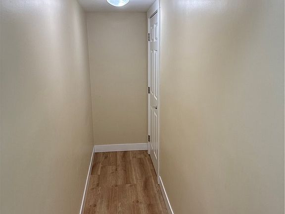 4th image of 4193 5th St