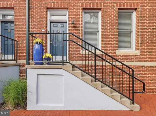 35 E All Saints St Unit 220, Frederick, MD 21701