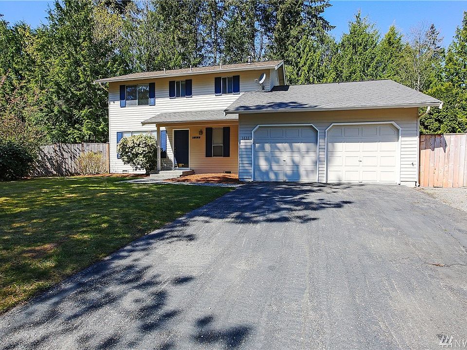1st image of 1633 220th Pl NE