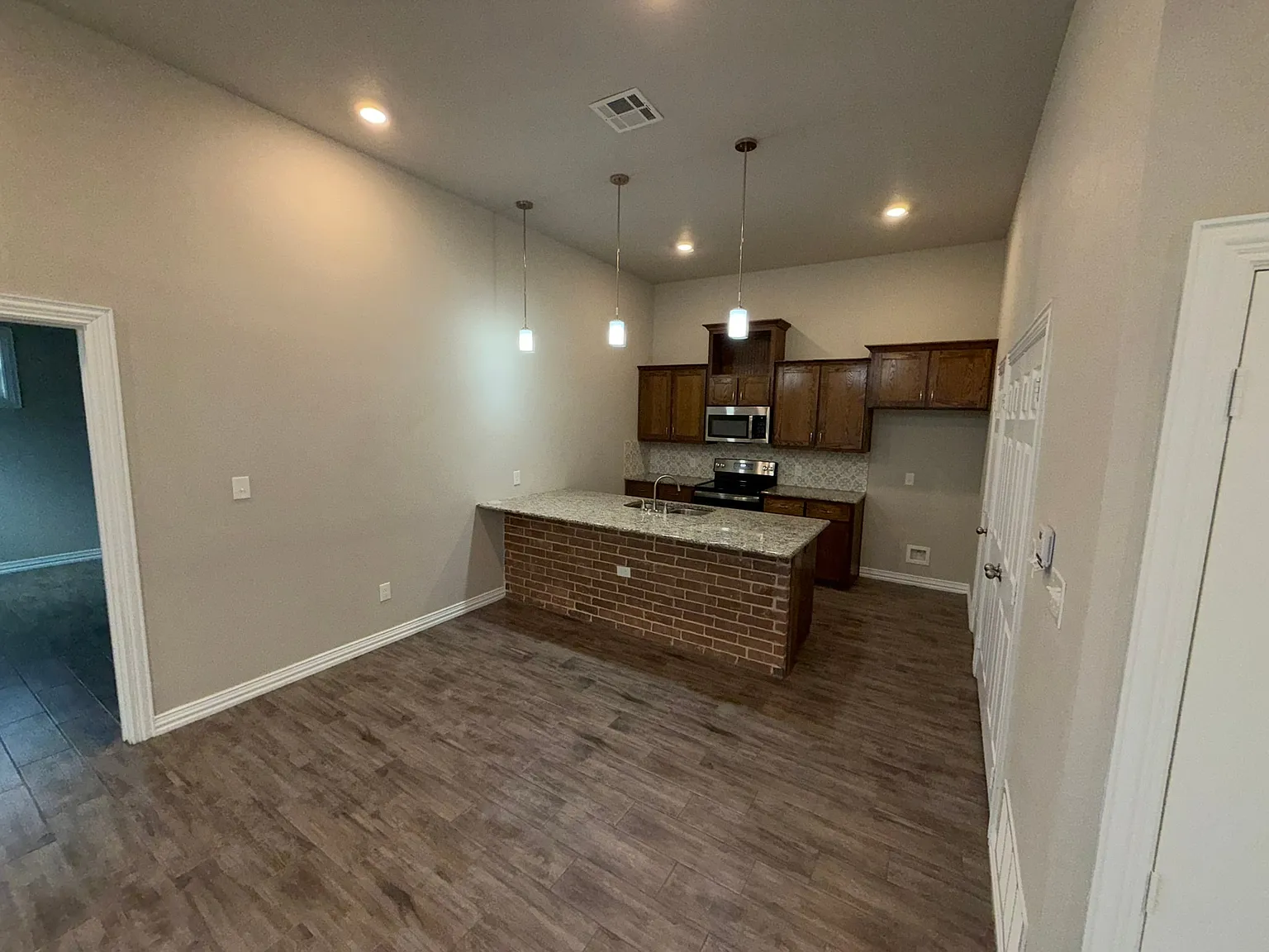 527 Wrigley Lane — Photo 4