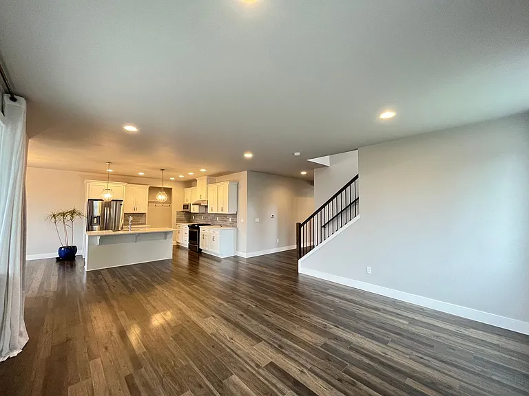 15675 NE Clackamas Ct — Photo 11