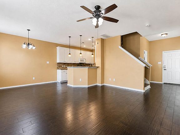 4th image of 17519 Bering Bridge Ln