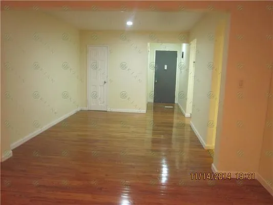 Rented by Kian Realty | media 37