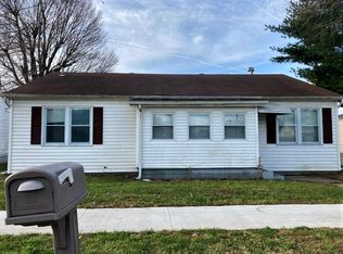 901 E Marshall St, Charleston, MO 63834