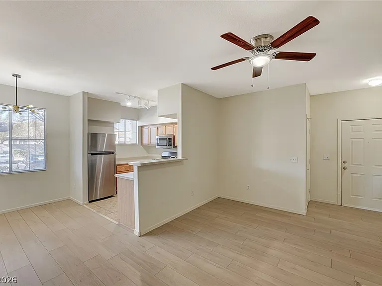 9050 W Warm Springs Rd #1147 — Photo 4