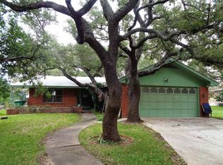 107 Island Lodges Ln, Buchanan Dam, TX 78609