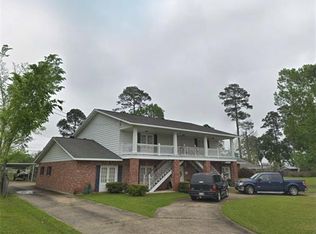 1110 Contraband Ln, Lake Charles, LA 70605