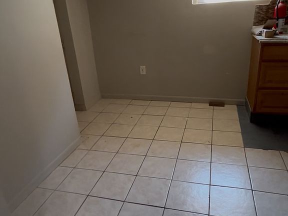 3rd image of 154 Watson Ave