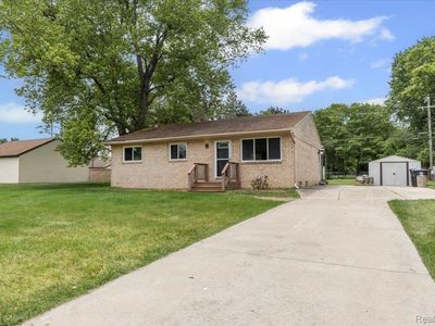 12115 Newburgh Rd, Livonia, MI, 48150