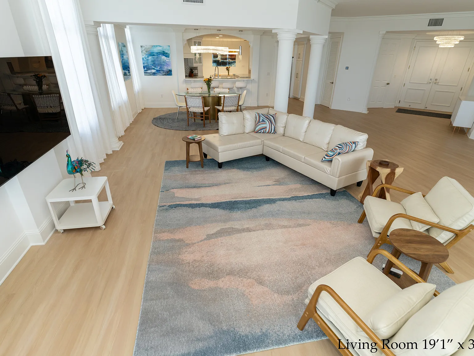 3 bed, 3500 sqft, $20,000 — Photo 2