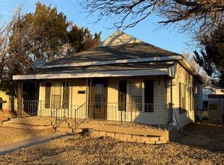 320 W 2nd St, Larned, KS 67550