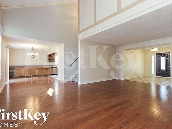 5th image of 5638 Wood Hollow Dr