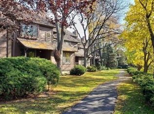 120 Sunset Ky, Secaucus, NJ 07094