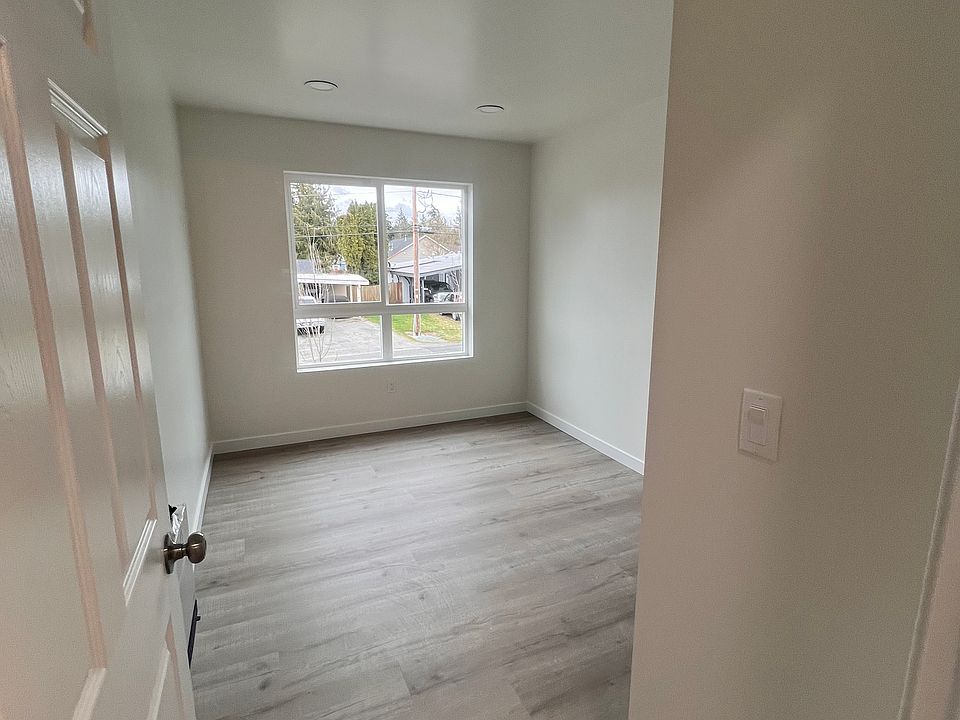 1st image of 411 N 21st St #202