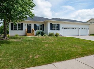 1523 5th Ave SW, Altoona, IA 50009