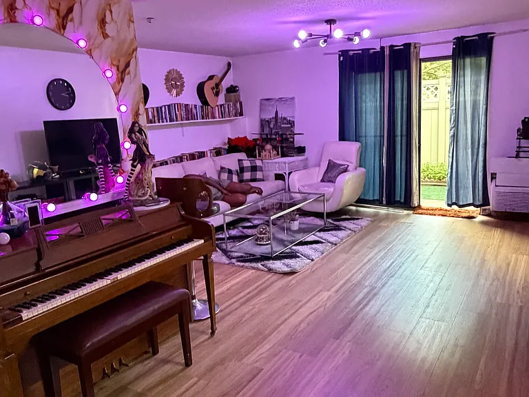 7 Village Hill Ln #1 — Photo 10