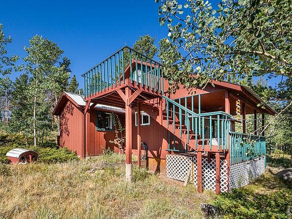 4th image of 478 Wapiti Rd