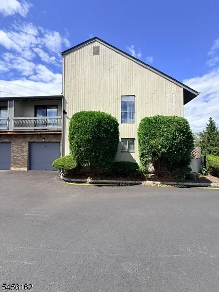 2 bed, 2.5 bath, $2,900 — Photo 2