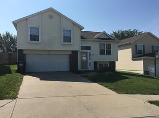 17821 Olive St, Omaha, NE 68136