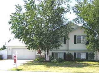 1725 N McMillan Ln, Greenacres, WA 99016