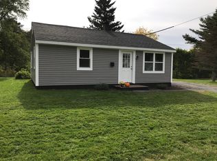 86 Falvey St, Bangor, ME 04401