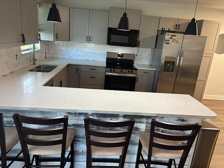 211 Country Ln #C — Photo 5