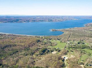 6941 E Birch Point Rd, Traverse City, MI 49684