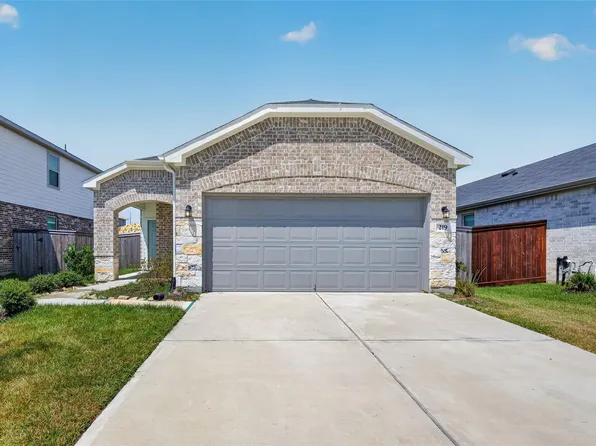 219 Bismuth Dr, Crosby, TX 77532