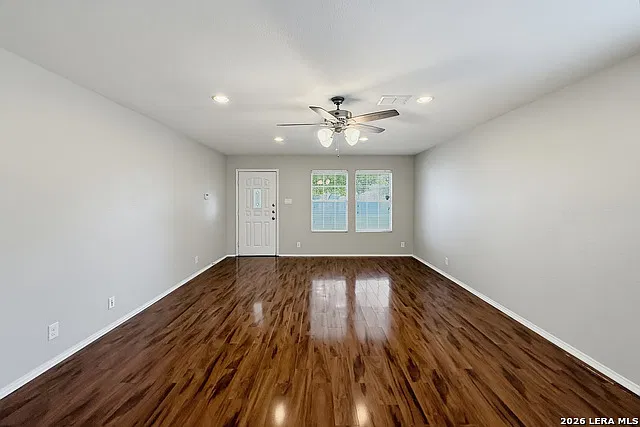 4 bed, 2.0 bath, 1731 sqft, $1,680 — Photo 4