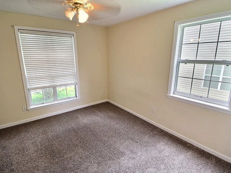245 Timber Ridge Dr — Photo 5