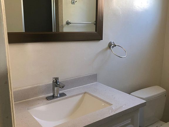 5th image of 739 N Croft Ave APT 207