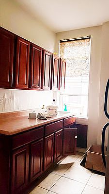 2nd image of 2535 Church Ave APT 4
