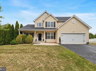 9 Crimson Dr, East Norriton, PA 19401