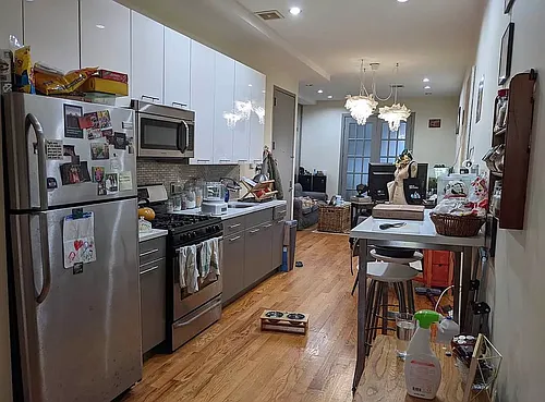 1438 Greene Ave #2R Photo 1