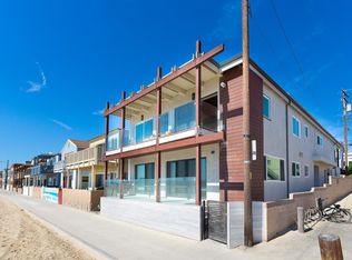 1117 Seal Way APT B, Seal Beach, CA 90740